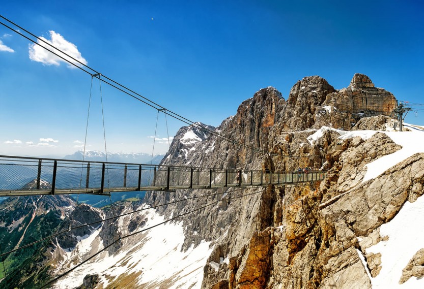 Hängebrücke am Dachstein Gletscher